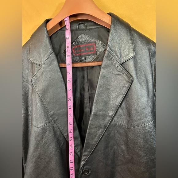 LEATHER WORLD MENS VINTAGE JACKET SIZE XXL BUTTON FRONT - Picture 2 of 8